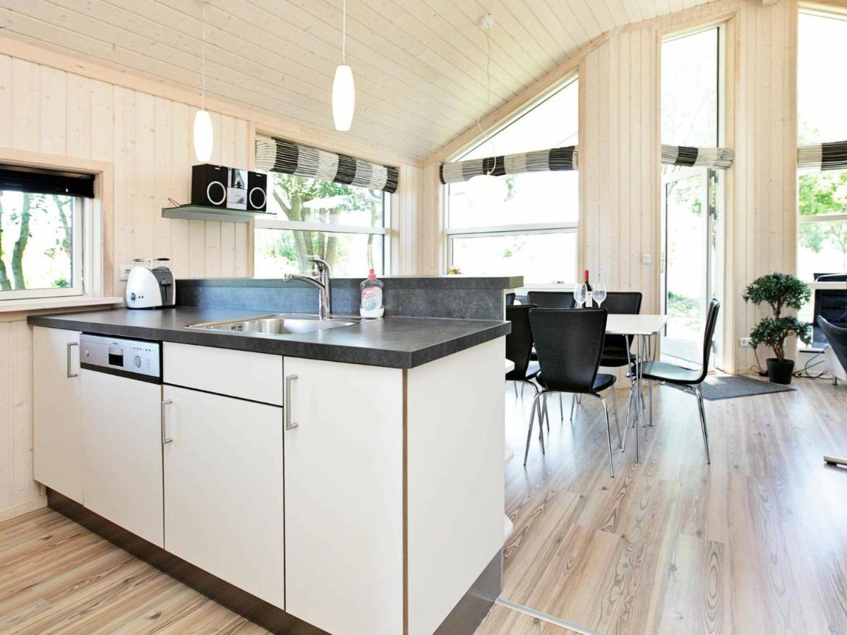 Three-Bedroom Holiday Home In Grossenbrode 8 Ruang foto